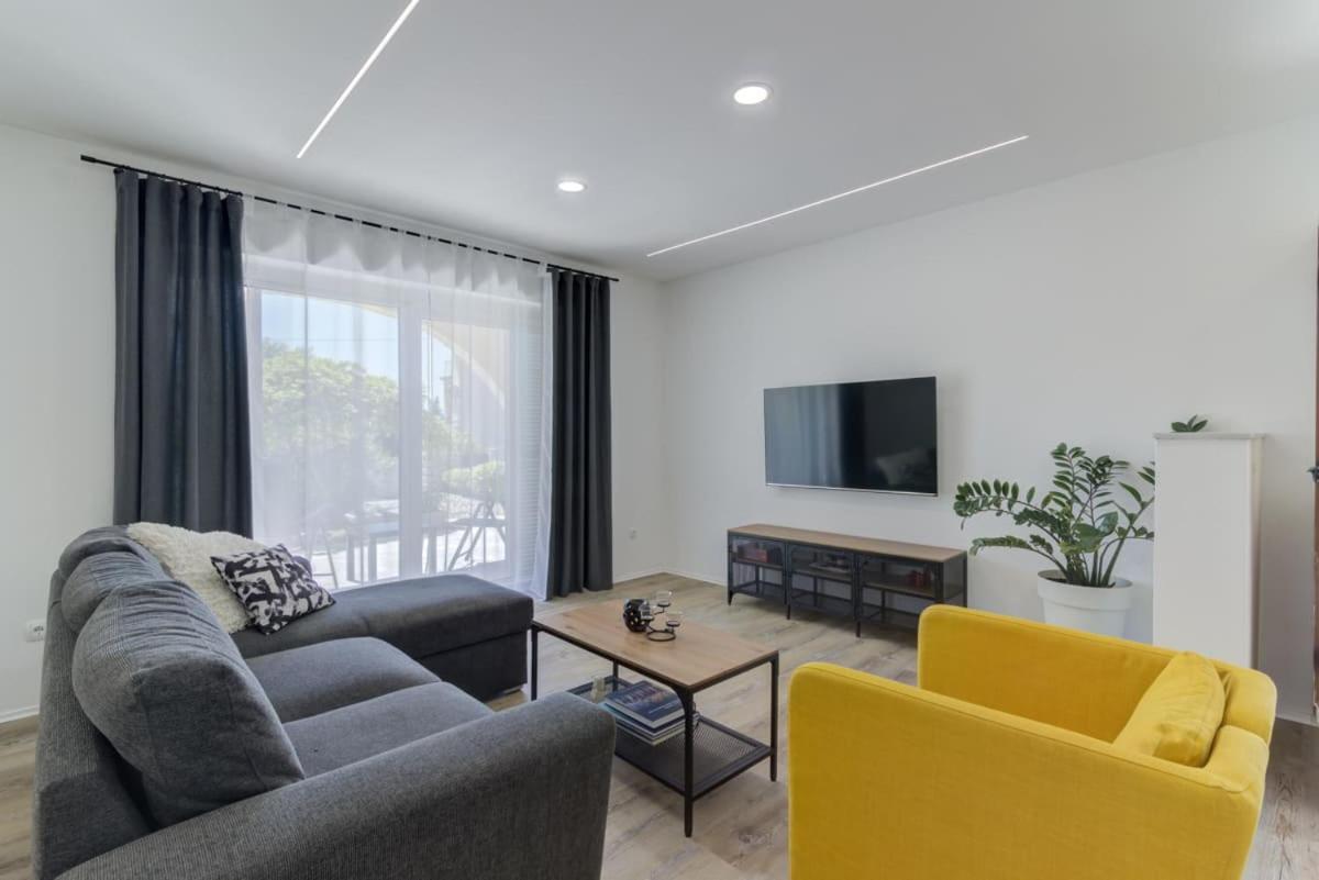 Nv Sun 23 By Aneo Travel Apartment Novi Vinodolski Exterior photo